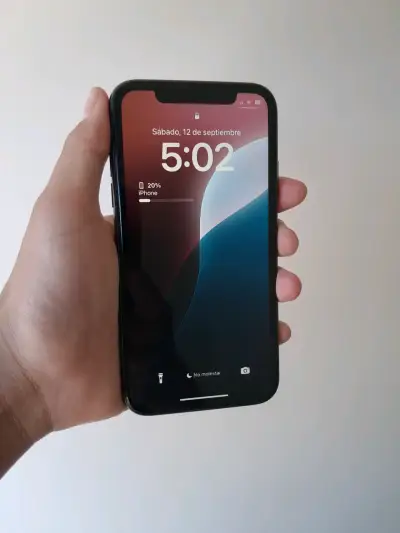 IPhone 11- Como Nuevo‼️ - miniatura 3