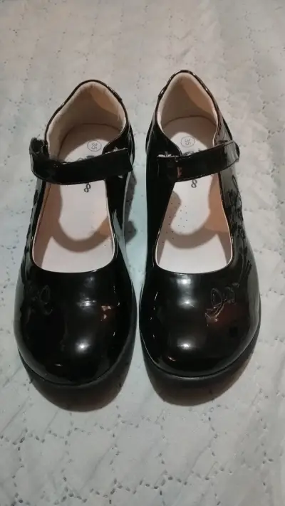 Zapatos de charol talla 35 - miniatura 1