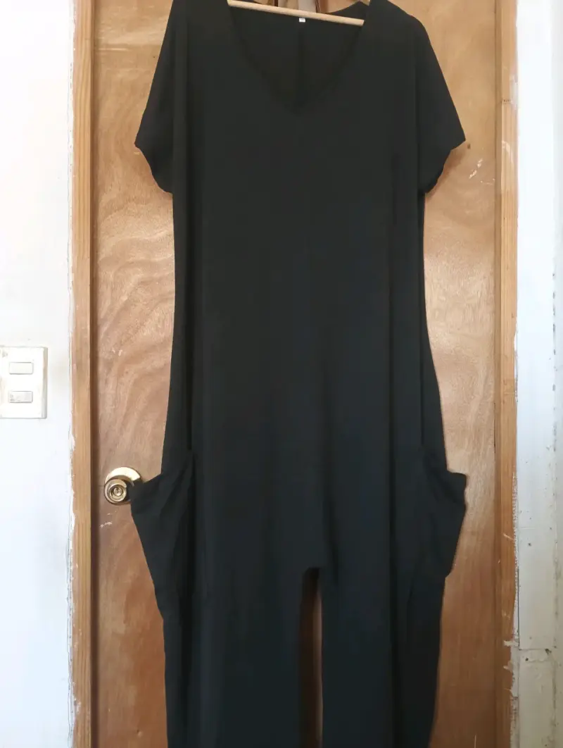 Mono negro con bolsillos para mujer - 3