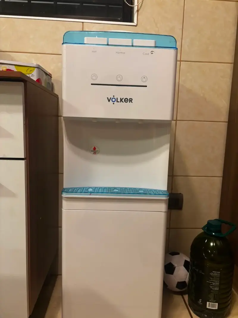 Dispensador de Agua Volker con Refrigerador - 1