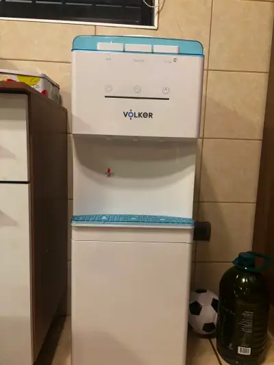 Dispensador de Agua Volker con Refrigerador - miniatura 1