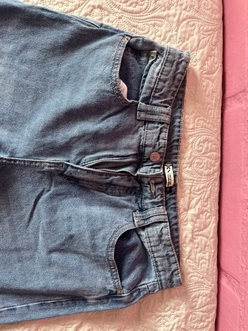 Pantalones cargo de mezclilla azul para mujer - 2