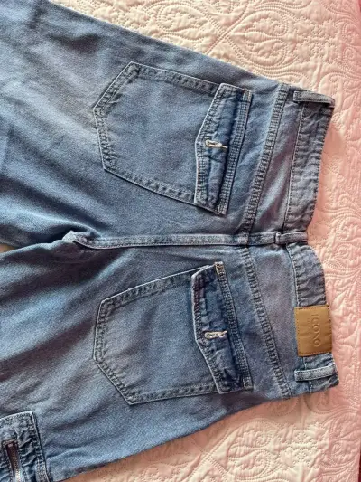 Pantalones cargo de mezclilla azul para mujer - miniatura 4