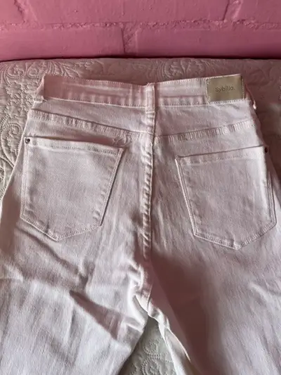 Pantalones blancos ajustados para mujer - miniatura 5