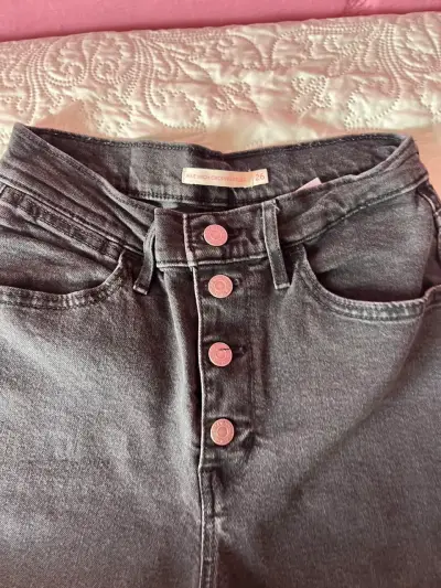 Pantalones de mezclilla anchos negros para mujer - miniatura 3
