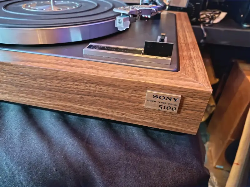 Tocadiscos Sony 5100 Vintage en Buen Estado - 3