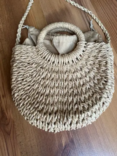 Bolso de mano tejido de paja natural - miniatura 2