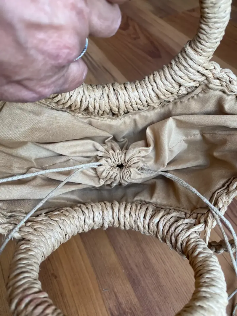 Bolso de mano tejido de paja natural - 4