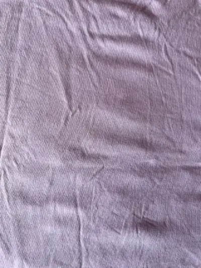 Polera corta lila con estampado blanco - miniatura 4