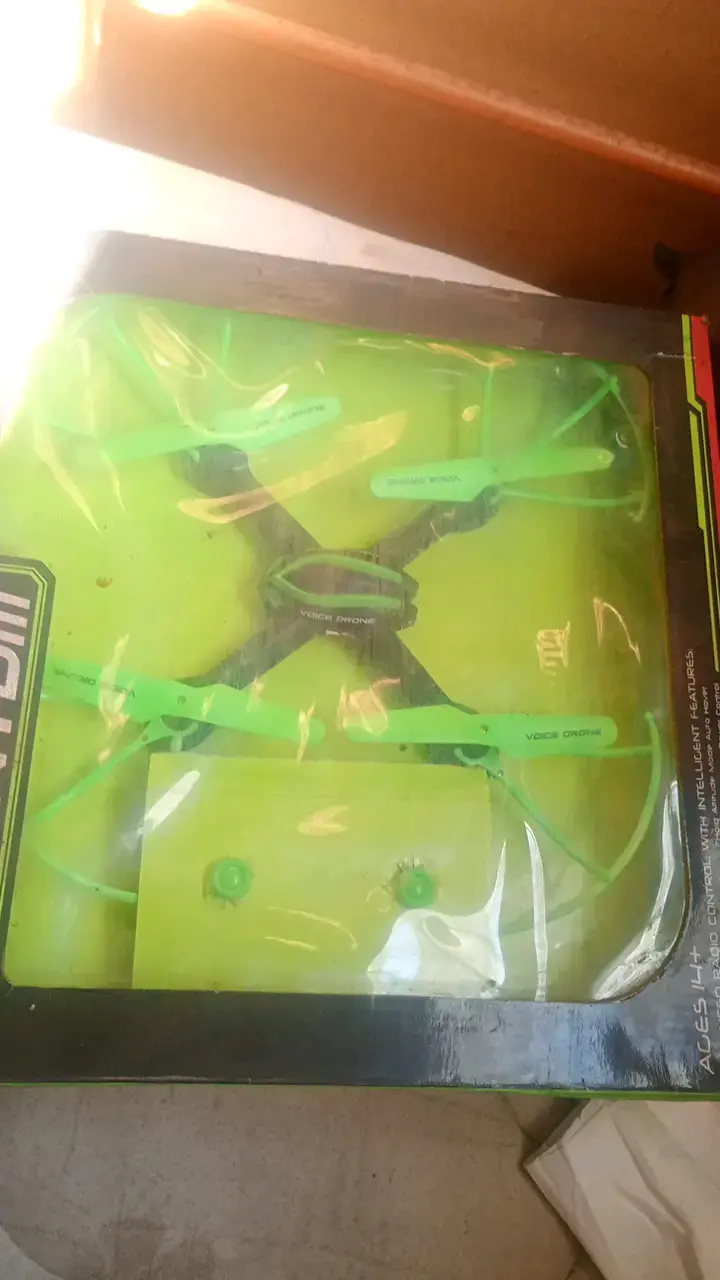 Drone Sky Phantom con Control Remoto - 2