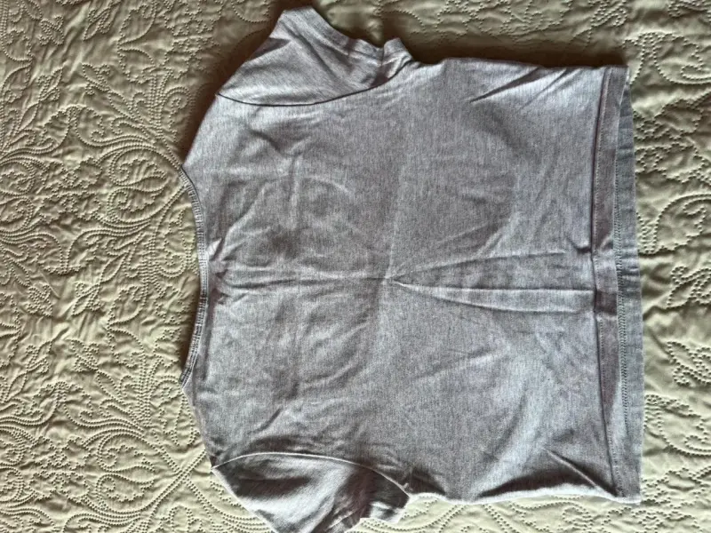 Top deportivo gris Reebok para mujer - 3