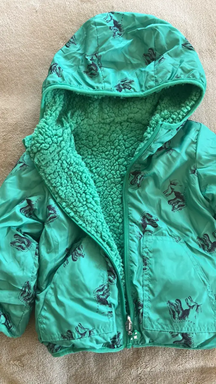 Chaqueta verde con capucha para niño - 2