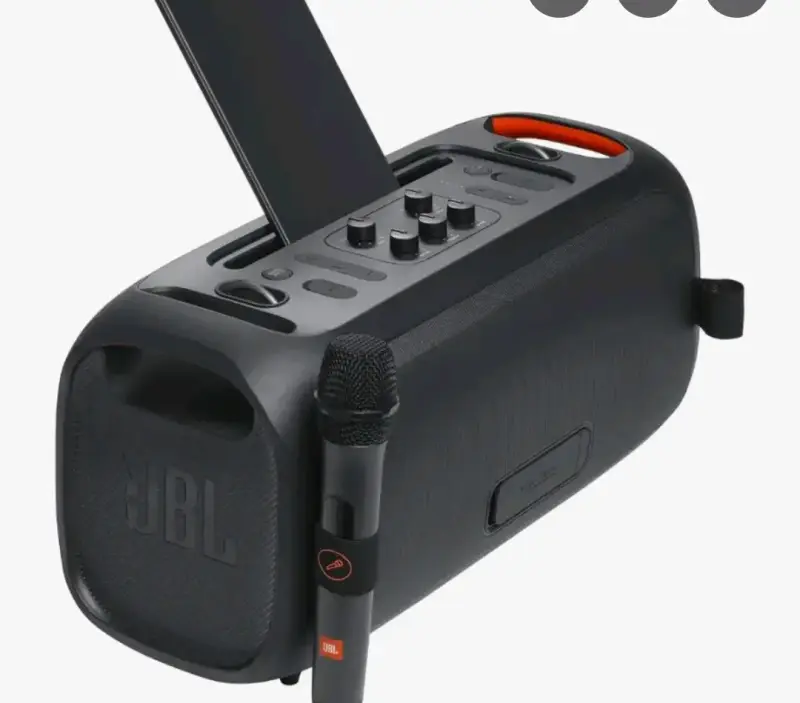 Parlante portátil JBL con micrófonos y luces LED - 5