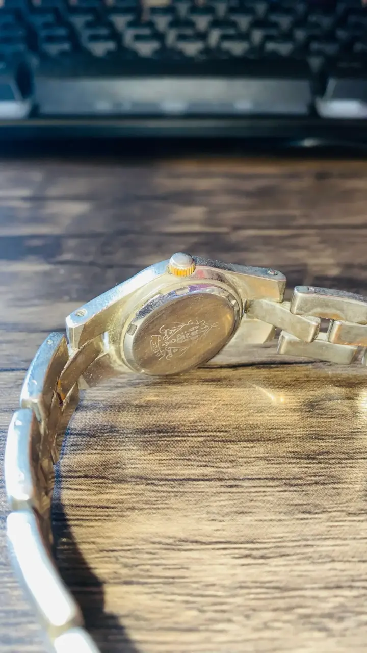 Reloj Gucci de acero inoxidable para mujer - 3