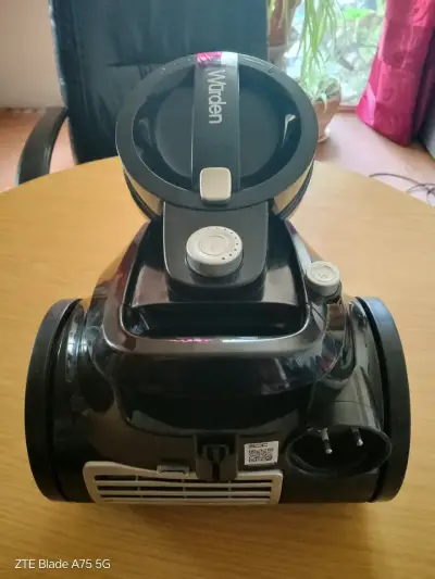 Aspiradora sin bolsa con filtro HEPA Wurden - miniatura 3