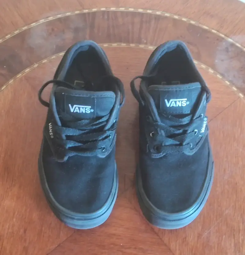 Zapatillas negras Vans para niños en buen estado - 2