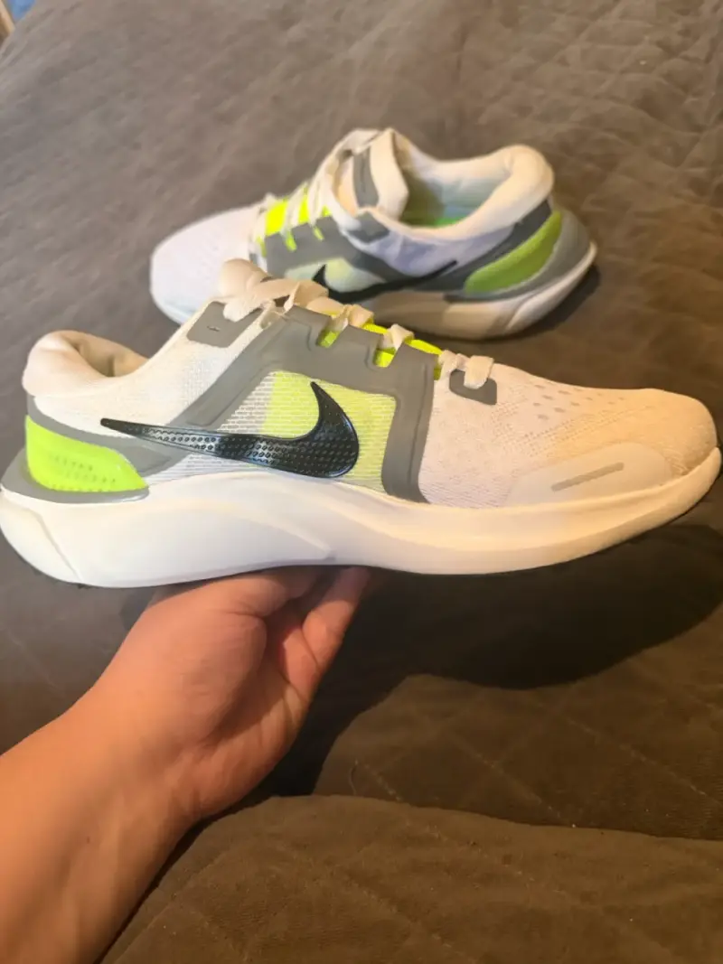 Zapatillas Nike Zoom Vomero - 2