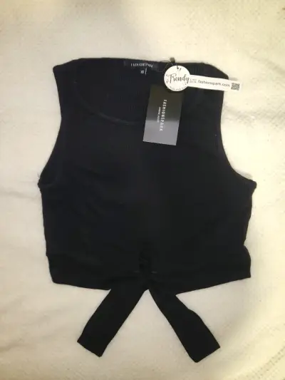 Top negro sin mangas Fashion Park con lazo - miniatura 2