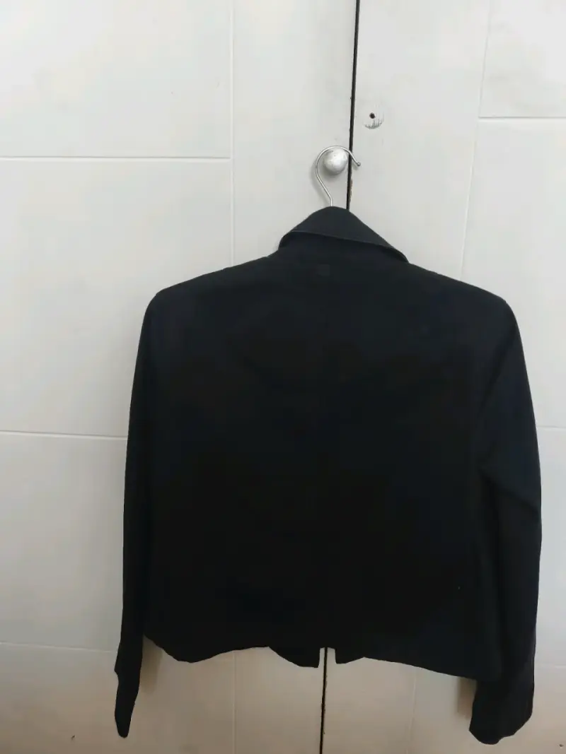 Chaqueta negra GAP para mujer talla S - 2