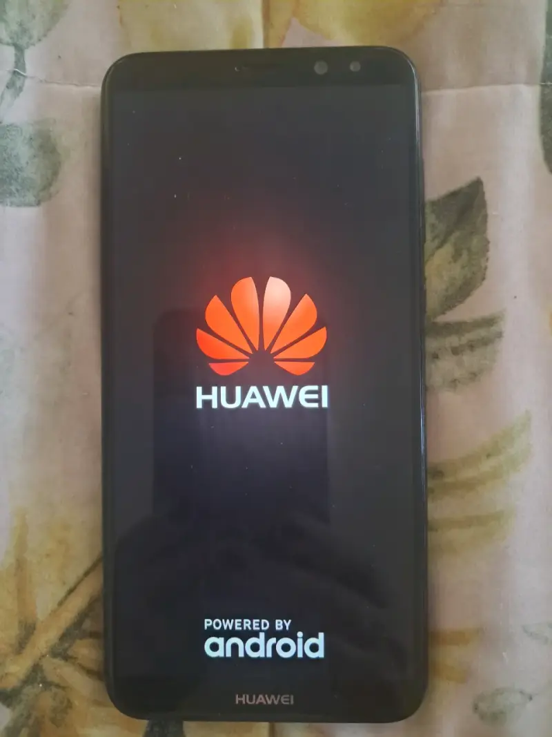 Smartphone Huawei con Android en buen estado - 2