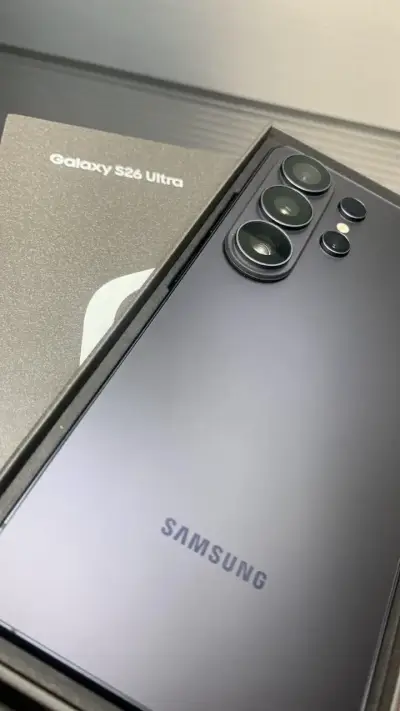 Samsung Galaxy S26 Ultra como nuevo en su caja - miniatura 6