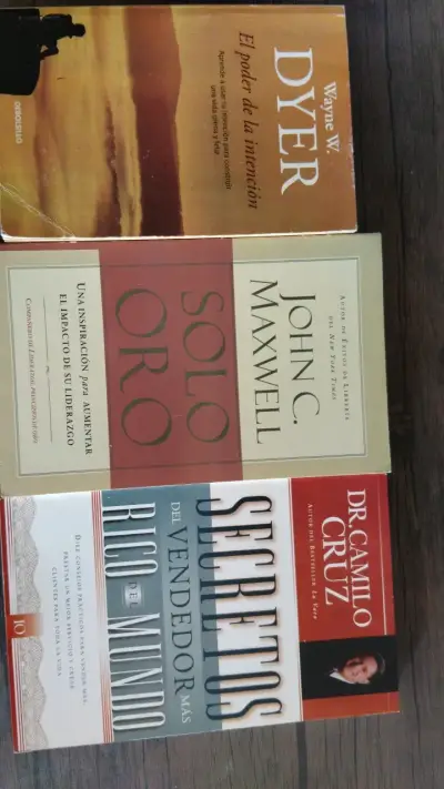 Lote de libros de autoayuda y liderazgo - miniatura 1