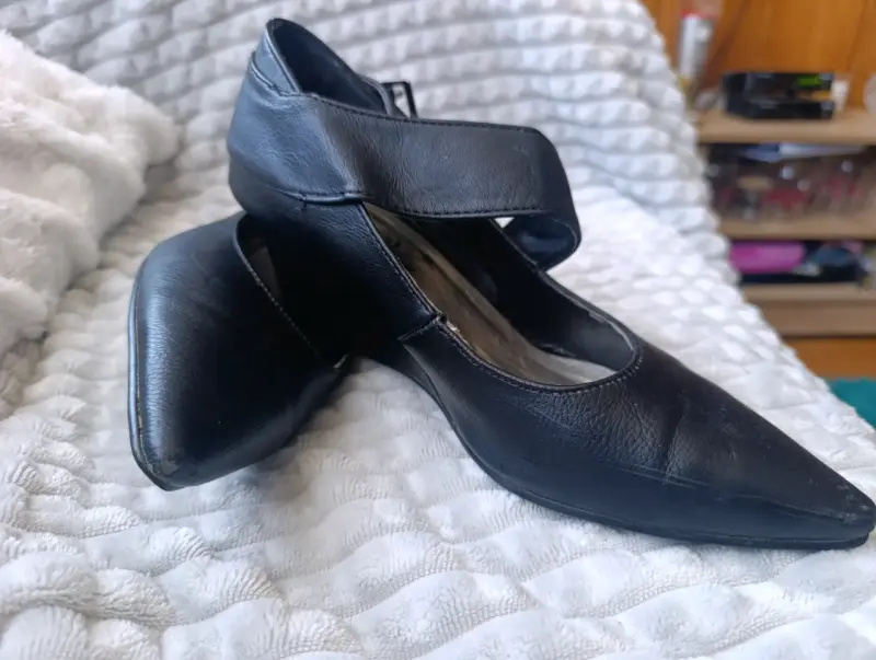 Zapatos de tacón negro con hebilla - 3