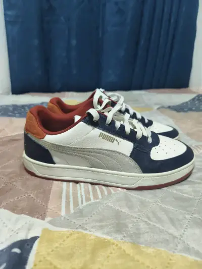 Zapatillas deportivas Puma blancas y azules - miniatura 2