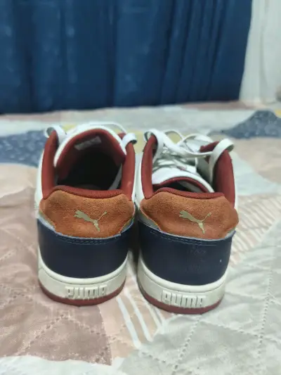 Zapatillas deportivas Puma blancas y azules - miniatura 3