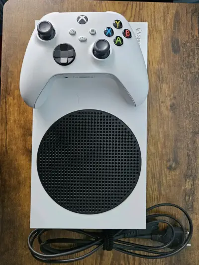 Consola Xbox Series S con Control Blanco - miniatura 2