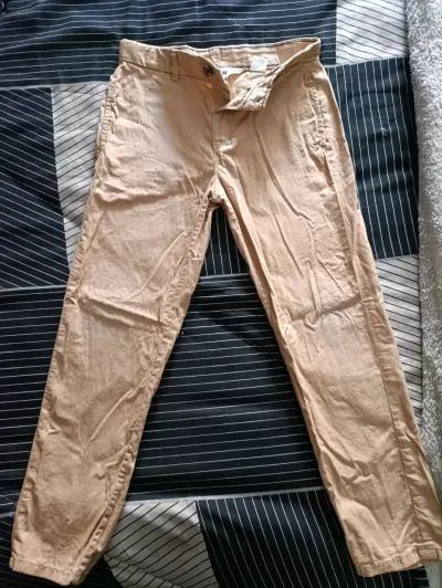 Pantalones beige para niño H&M ajustables - miniatura 1
