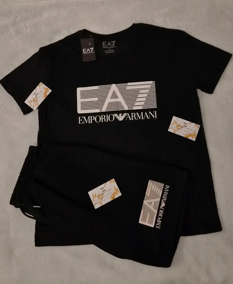 Conjunto deportivo negro EA7 Emporio Armani - 1