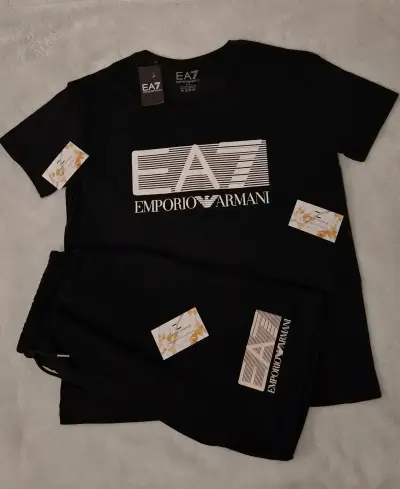 Conjunto deportivo negro EA7 Emporio Armani - miniatura 1