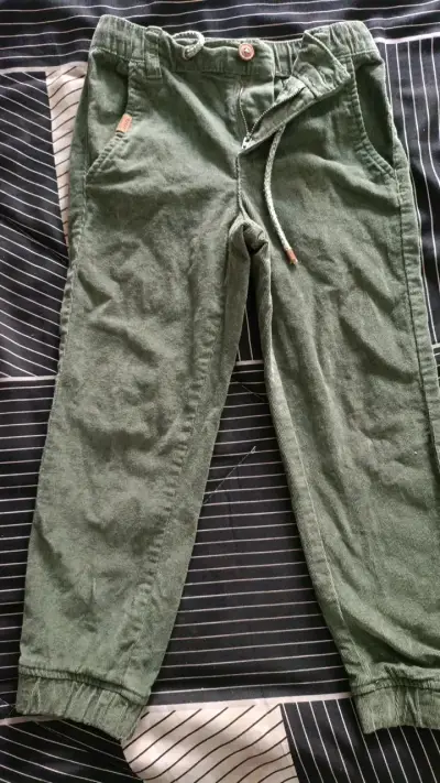 Pantalones verdes de niño Tribu - miniatura 1