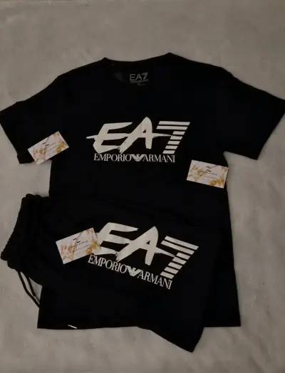 Conjunto Deportivo EA7 Emporio Armani Negro - miniatura 1