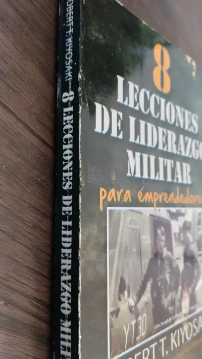 Set de libros de liderazgo y estrategia.ALTERNATIV - miniatura 2