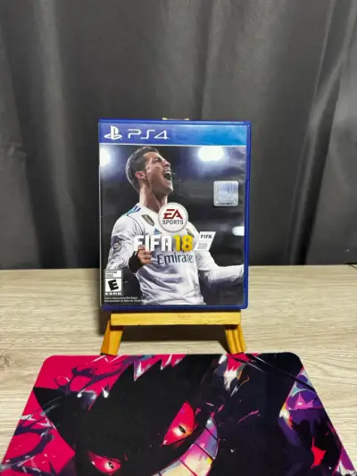 Juego PS4 FIFA 18 en buen estado - miniatura 1