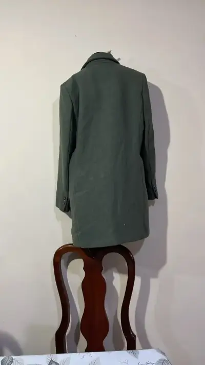 Abrigo largo gris para mujer - miniatura 2