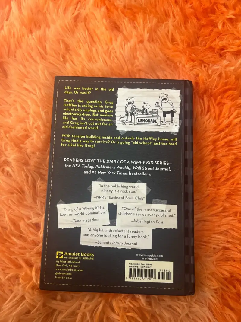 Libro 'Diary of a Wimpy Kid: Old School' de Jeff Kinney - 2