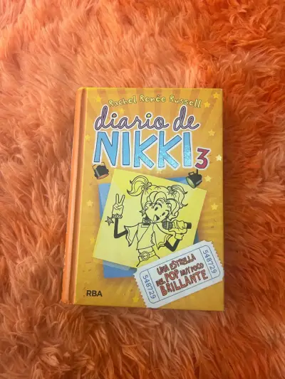 Libro Diario de Nikki 3 por Rachel Renée Russell - miniatura 1