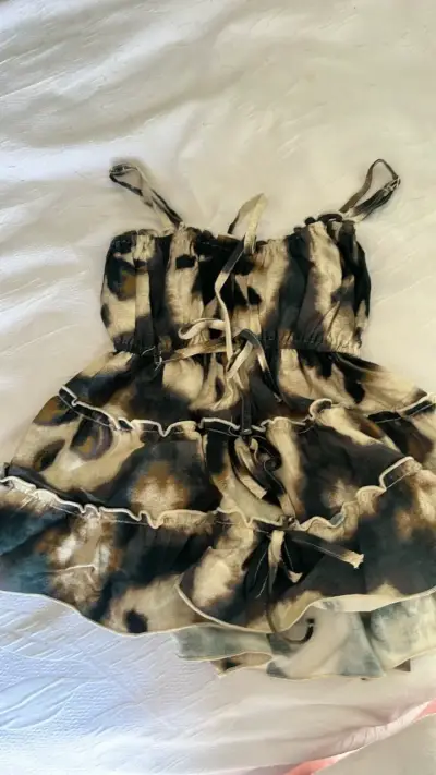 Polera con estampado animal print americanino - miniatura 1