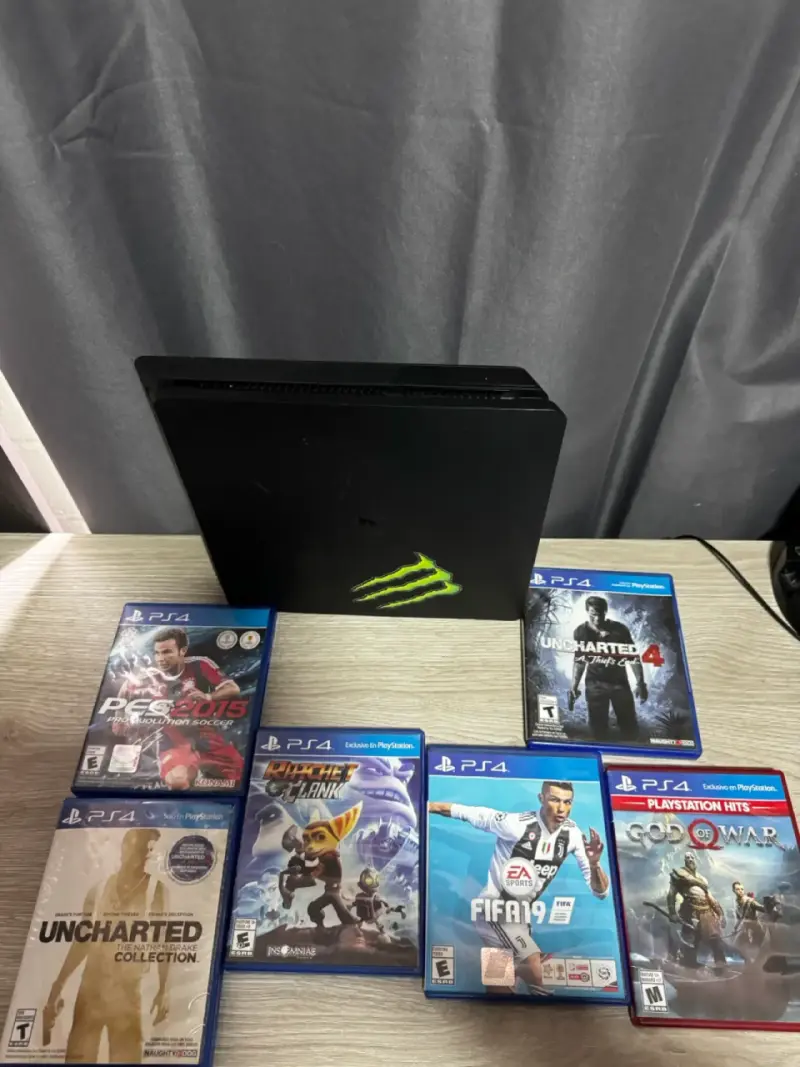 Consola PS4 slim 500gb y juegos incluidos - 3