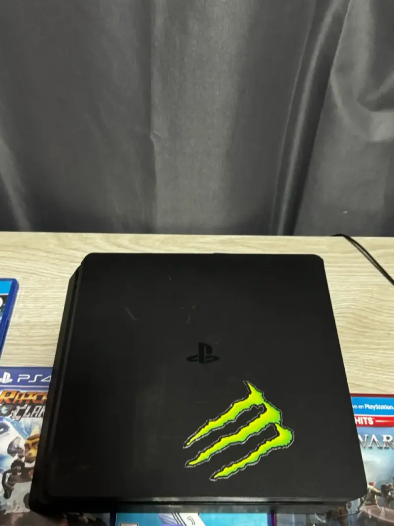 Consola PS4 slim 500gb y juegos incluidos - 4