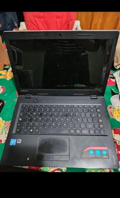 Laptop Lenovo - miniatura 2