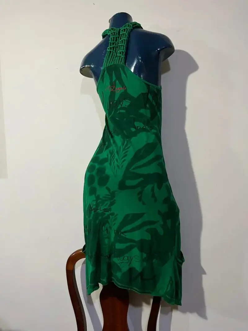 Vestido verde con estampado floral - 2
