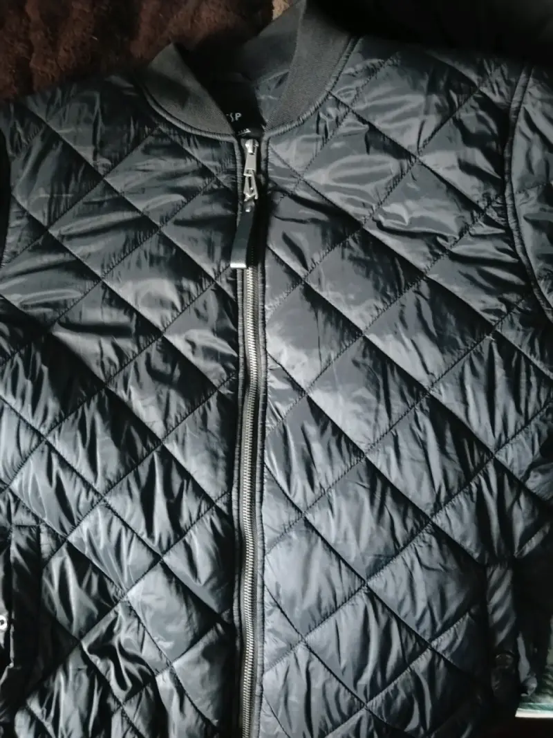 Chaqueta acolchada negra para hombre FSP