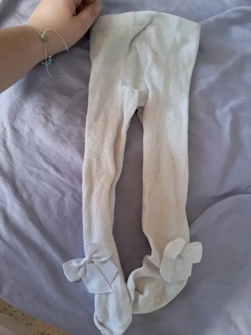 Pantys blancas para bebé con lazos decorativos - 2