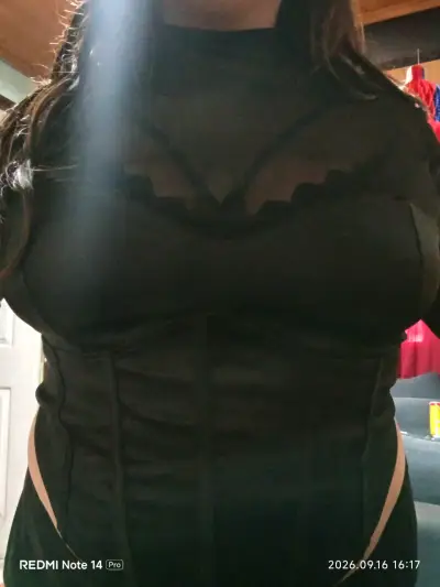 Blusa Negra Transparente con Corset - miniatura 3