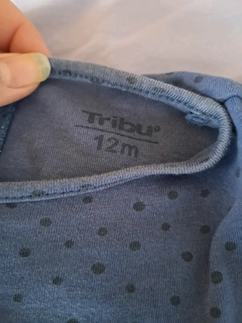 Polera manga larga azul con puntos para bebé - 2