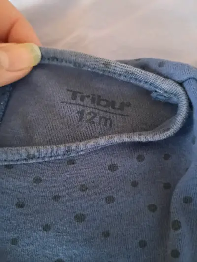 Polera manga larga azul con puntos para bebé - miniatura 2